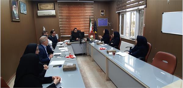 جلسه بررسی شاخص های اعتباربخشی  در مرکز آموزشی درمانی امام خمینی(ره) با حضور ریاست این مرکز