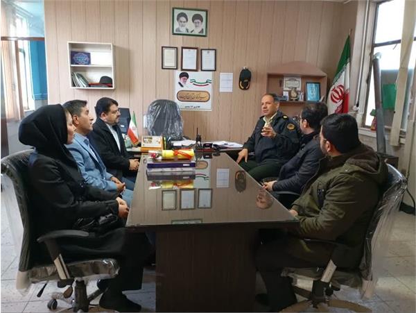 برگزاری جلسه هماهنگی و تعامل بیمارستان امام خمینی(ره) کرمانشاه با کلانتری ۱۶ سعدی