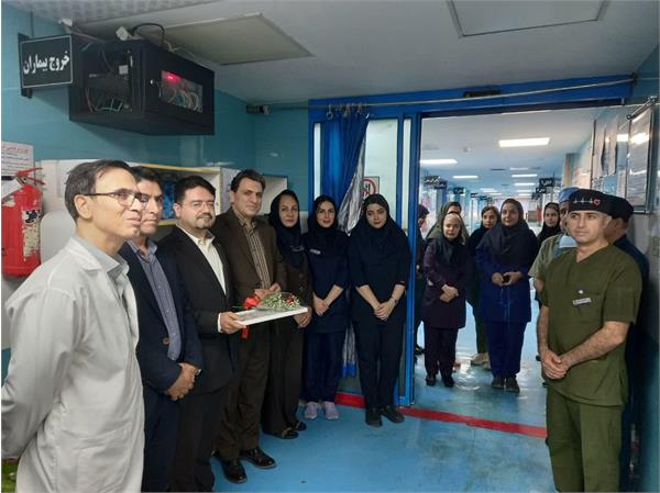 گزارش تصویری | تبریک روز پرستار با حضور رئیس، مدیر و تیم مدیریتی مرکز آموزشی درمانی امام خمینی(ره) کرمانشاه