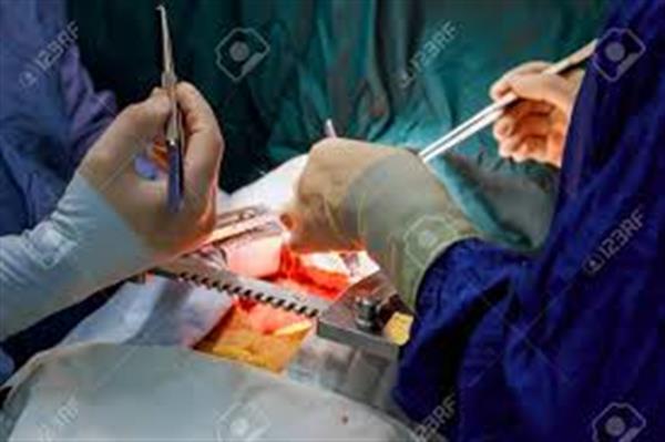 سمینار راینولوژی ایران، انجام عمل جراحی با تکنولوژی Live Surgery