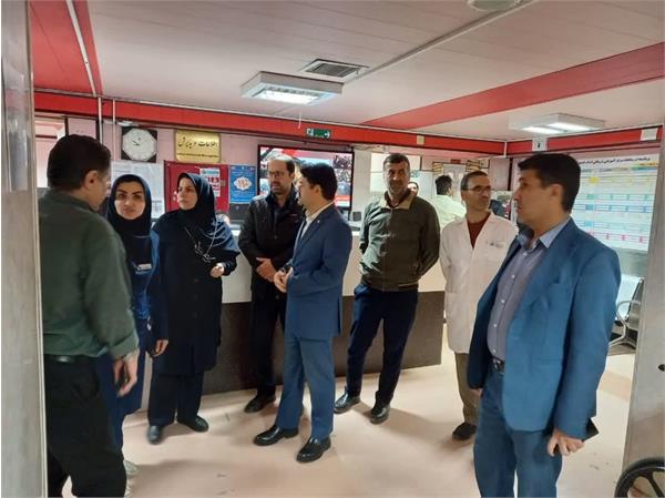حضور تیم مدیریتی مرکز آموزشی درمانی امام خمینی(ره) در آخرین شب چهارشنبه سال